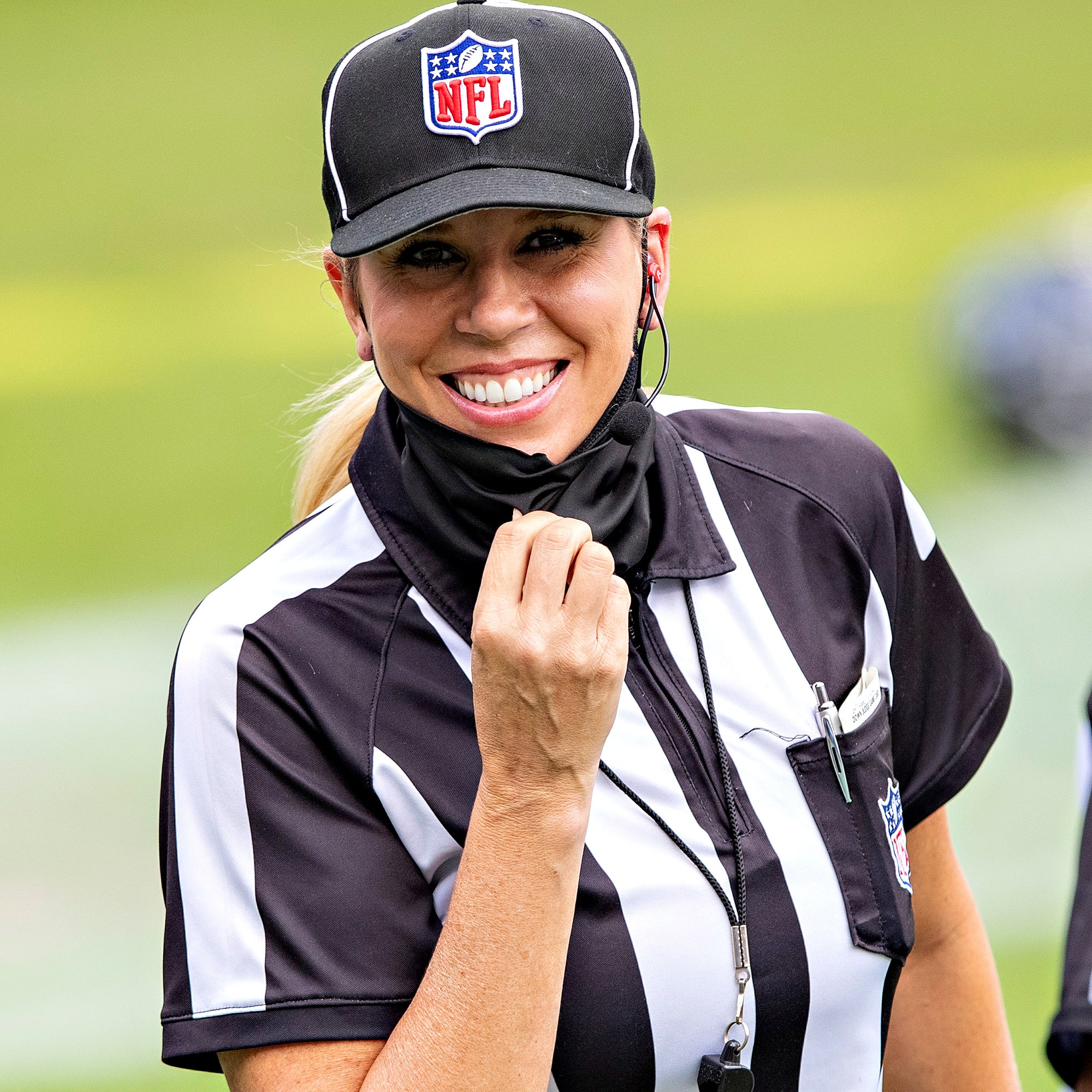 Sarah Thomas será la primera mujer en oficiar un Super Bowl