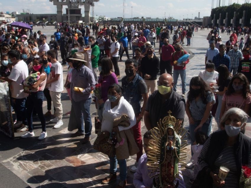 Se arma zafarrancho entre peregrinos y elementos de protección civil