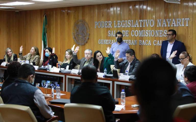 Se niegan diputados a propuesta de deuda de ADMM