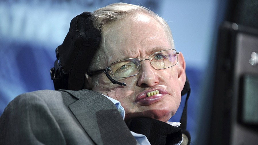 Stephen Hawking advirtió : “Una vez que aparezcan tales superhumanos, surgirán problemas políticos importantes con las personas no mejoradas”