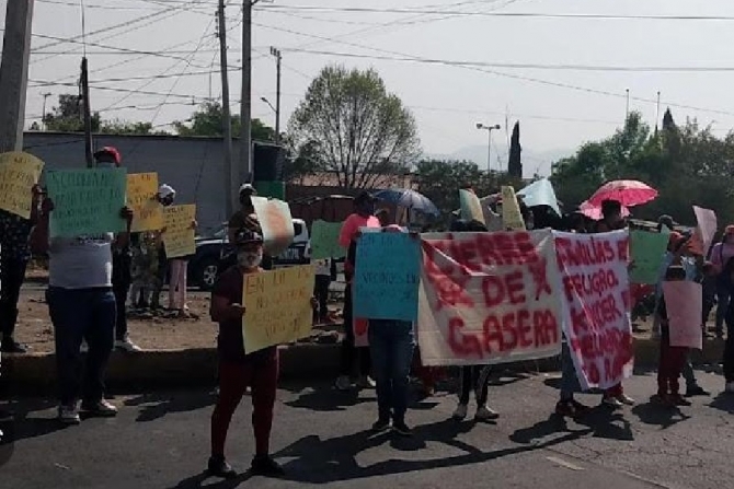 Vecinos exigen se detenga la construcción de una gasera en Nezahualcóyotl