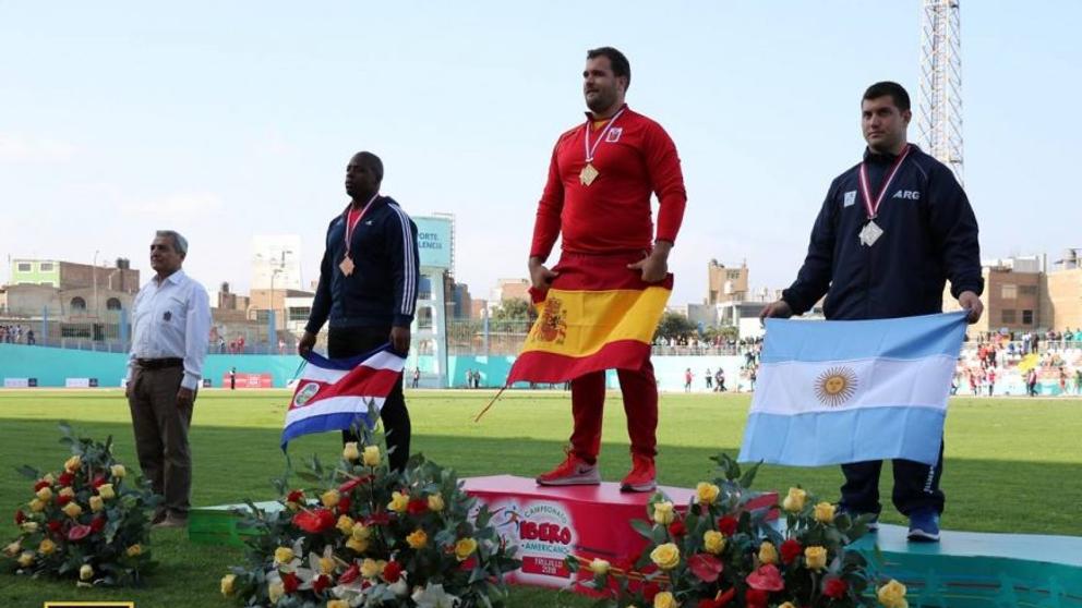 (Video) ¡Escándalo! Sonó por equivocación la versión franquista del himno de España en el Iberoamericano de Atletismo