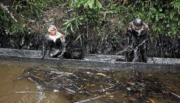 (Video) Petroperú acusa a indígenas de cortar un oleoducto en la Amazonía