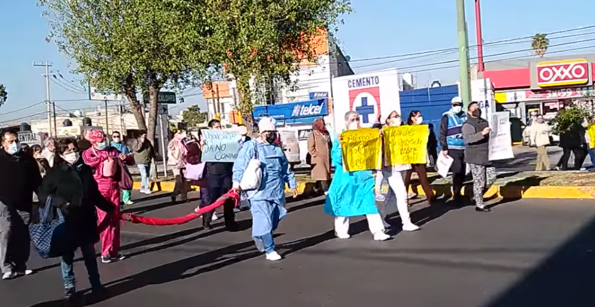 Video: Protesta personal médico del ISSSTE de Chalco por insumos para combatir el COVID-19