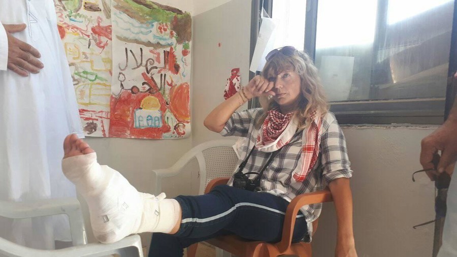 (Video y fotos) ¡Indignante! Activista noruega recibe dos disparos de soldados israelíes en una semana