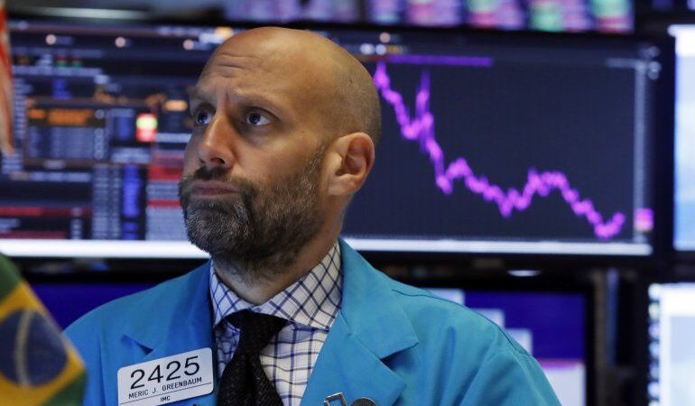 Wall Street abre con tendencia dispar