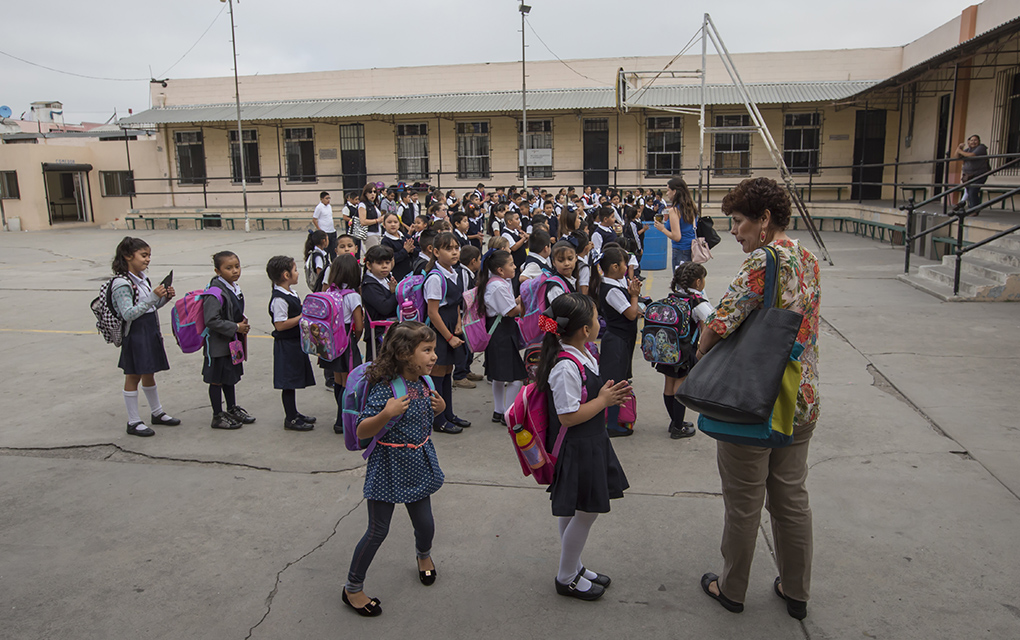 A clases a más tardar el 15 de junio pide AMLO