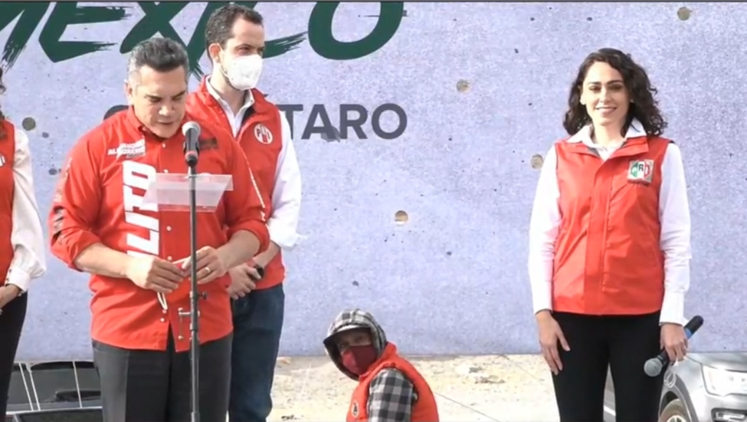 Abigail Arredondo toma protesta como candidata del PRI a la Gubernatura de Querétaro