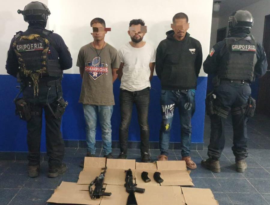 Aseguramiento de vehículos robados y detención de hombres en Zacatecas