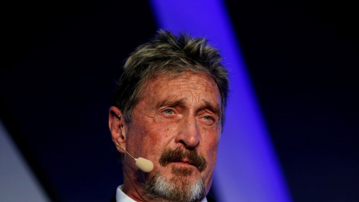 Autoridades de EE UU acusan a John McAfee por lavado de dinero y fraude de valores