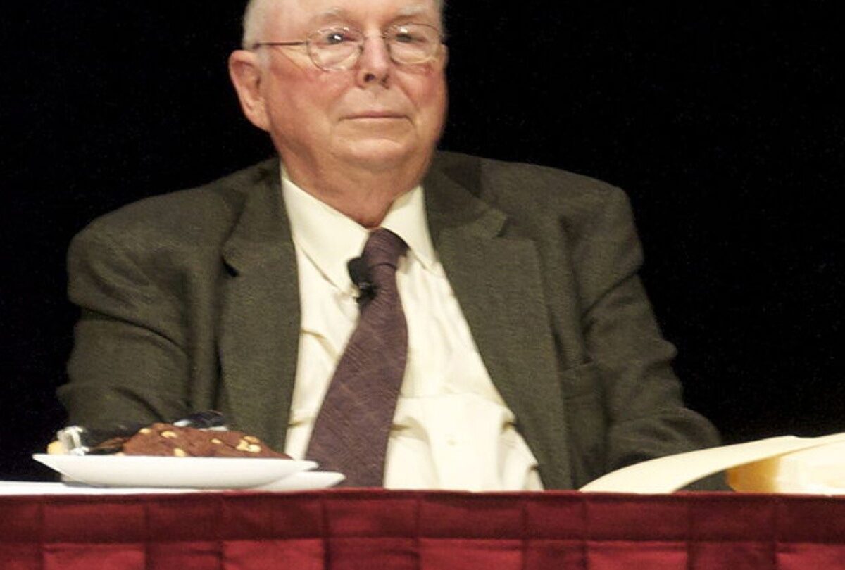 Billonario Charlie Munger de Berkshire Hathaway No seguiremos a Tesla y Bitcoin |