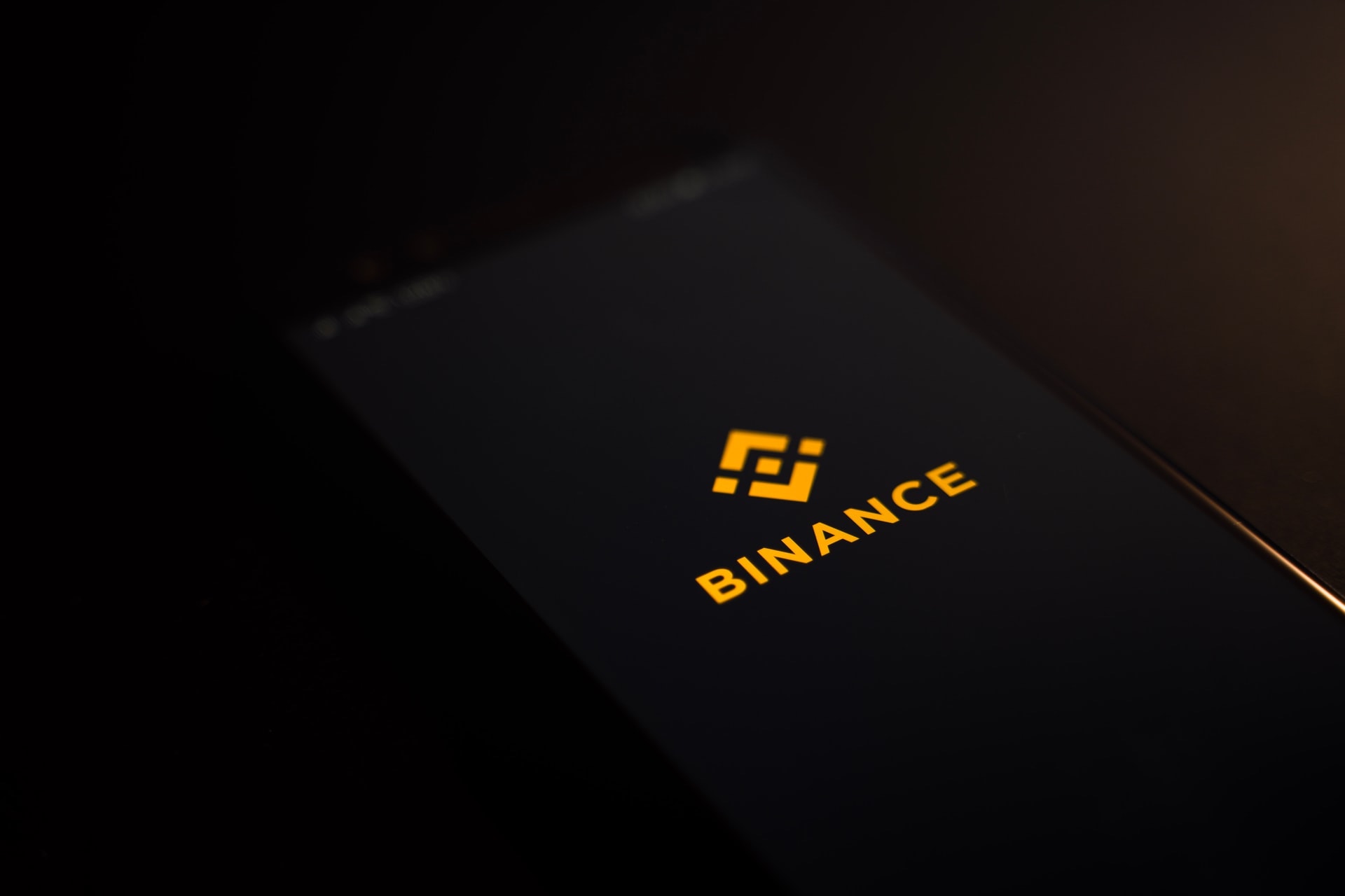 Binance lanza en junio su propia plataforma NFT