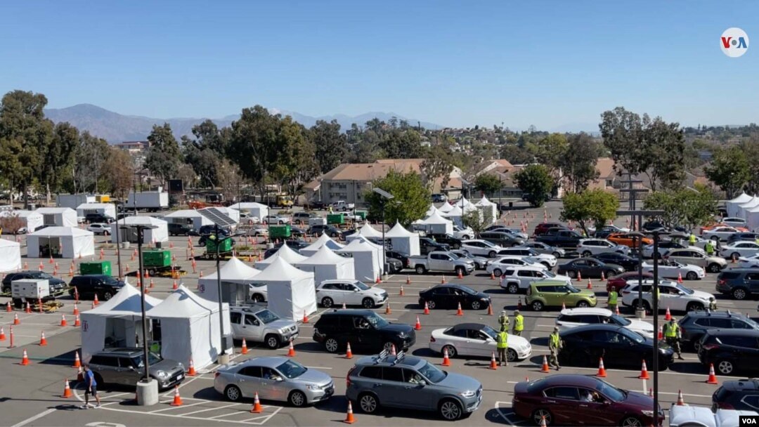 California promueve clínicas móviles para vacunar a comunidades latinas