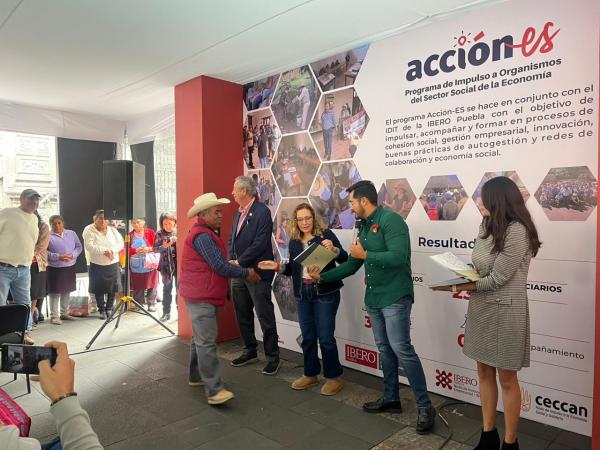 Con exposición comercial, gobierno estatal promueve a emprendedores