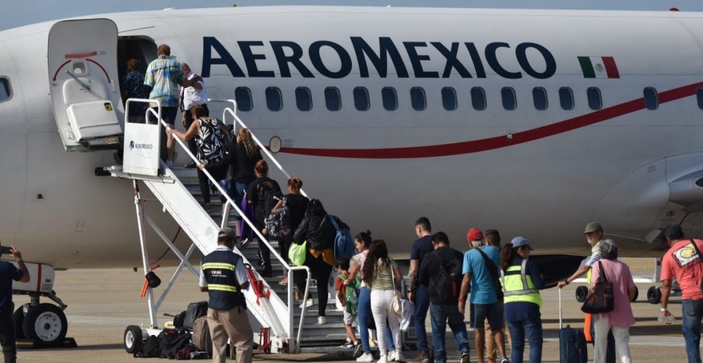 Concluye puente aéreo humanitario entre Acapulco y CDMX tras paso del huracán Otis