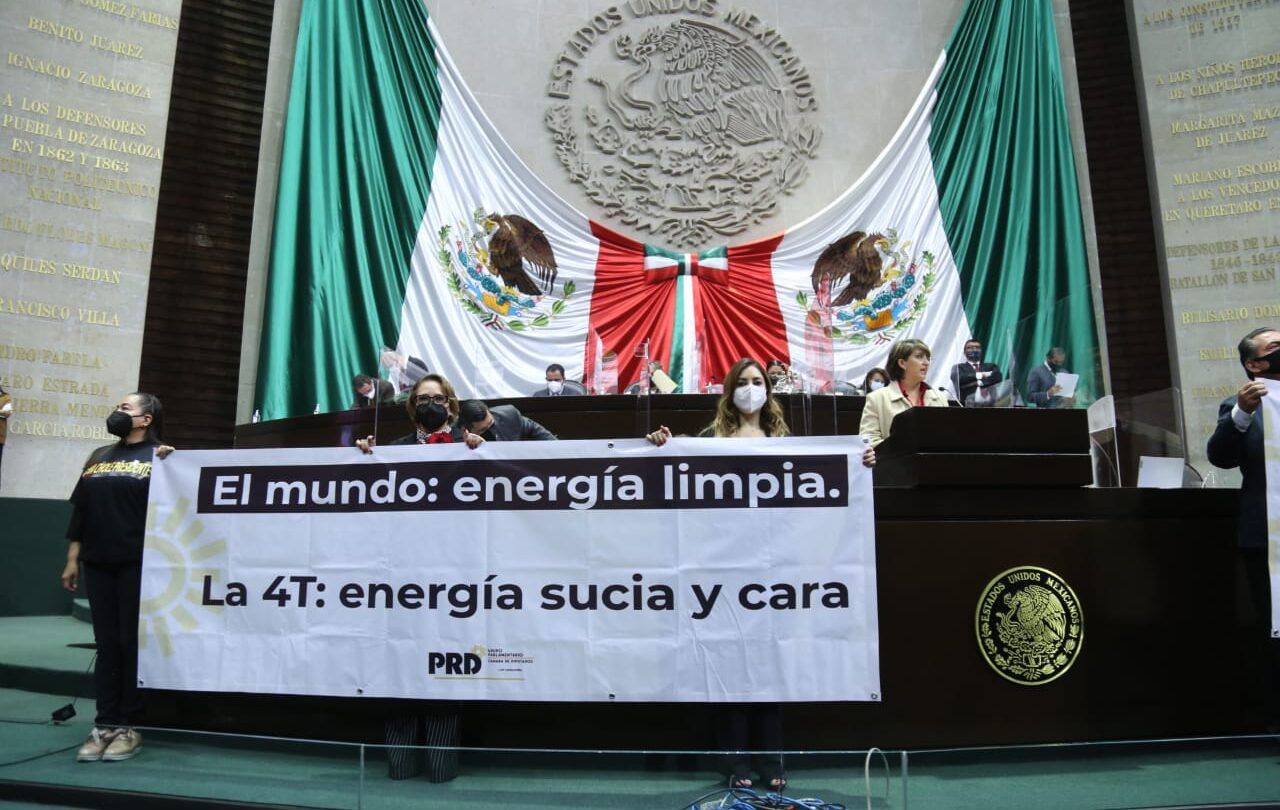Diputados remiten al Senado reformas a la Ley de la Industria Eléctrica |