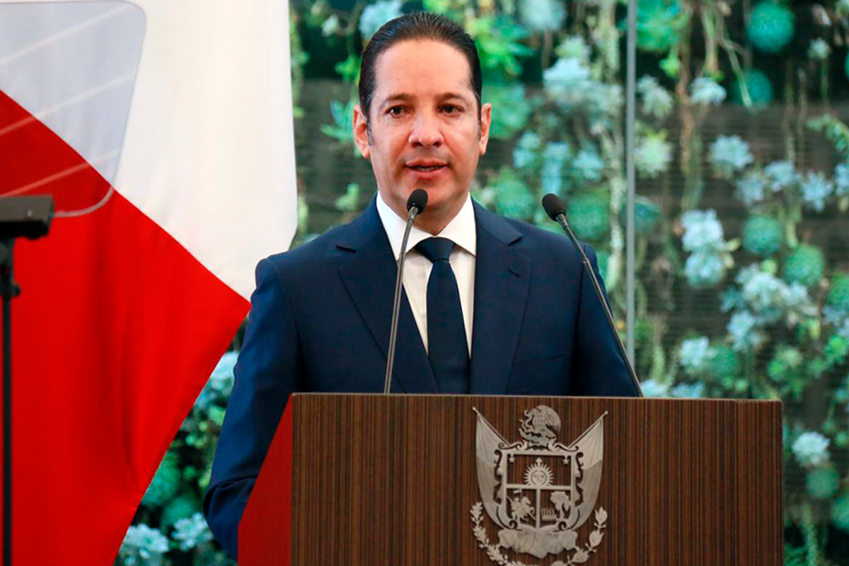 dominguez-servien-se-muestra-respetuoso-ante-decisiones-del-partido-pero-tiene-claridad-en-su-postura