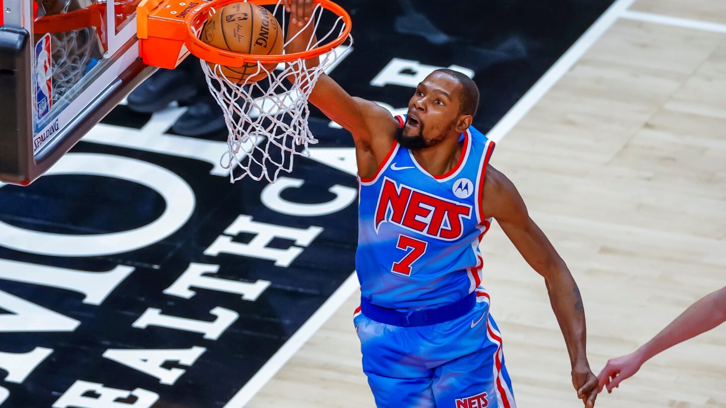 Durant vuelve a entrenar con Nets y espera jugar frente a Warriors |