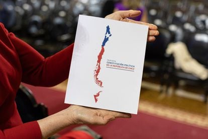 El conteo de votos en Chile sobre la propuesta de nueva Constitución: ¿Un nuevo cambio o la continuidad del status quo?