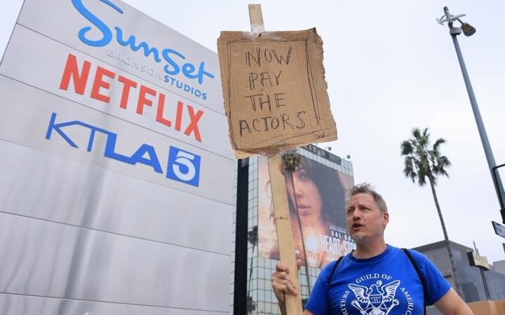 El fin de la huelga de guionistas de Hollywood: acuerdo alcanzado tras 148 días de paro