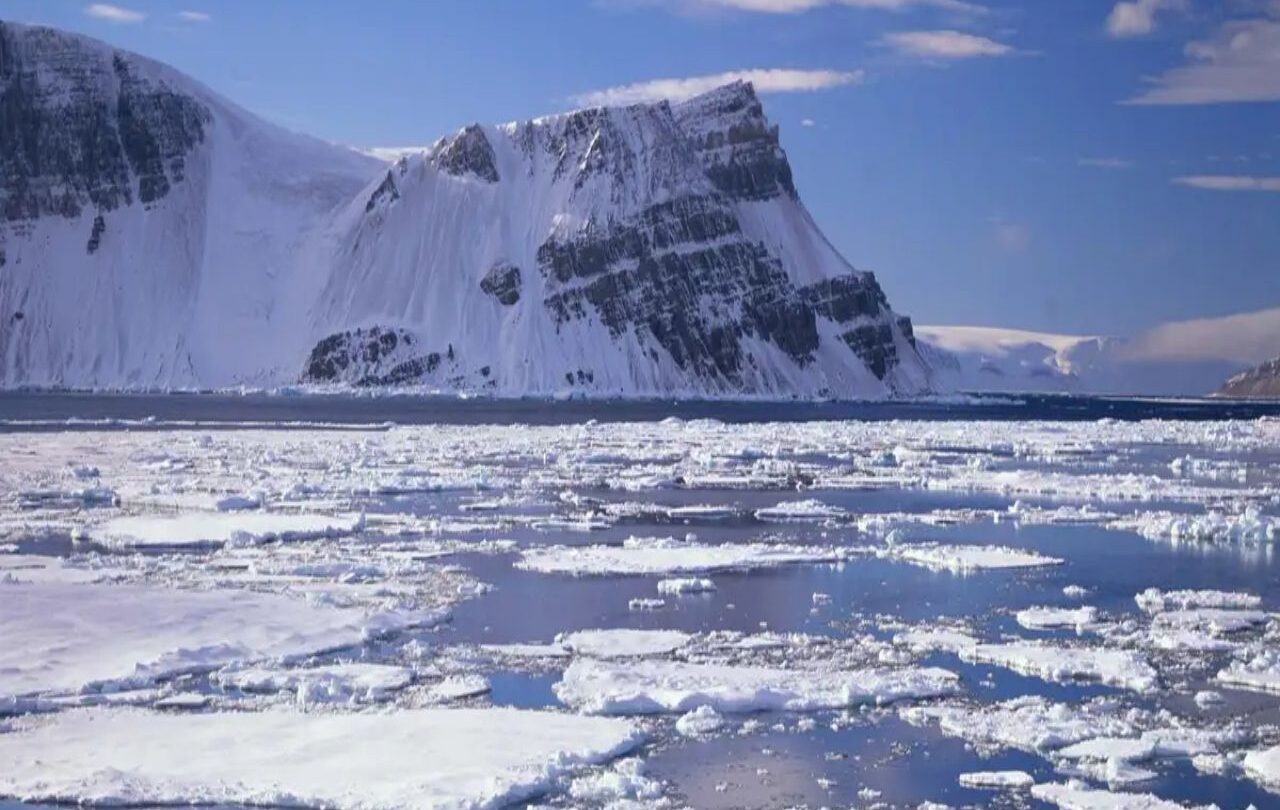 El hielo marino antártico alcanza mínimo histórico El comienzo de una tendencia preocupante |