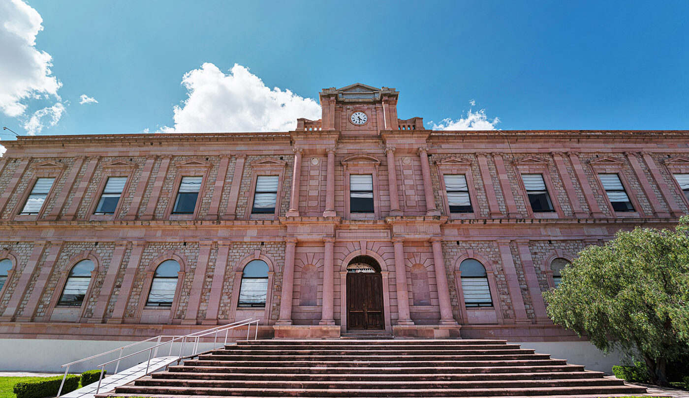 El Instituto Zacatecano de Cultura Una ventana a la cultura local y sus bellos jardines |