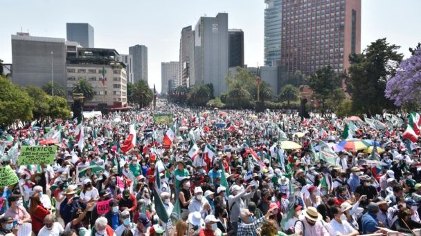 Exigen juicio ciudadano contra AMLO en Toluca