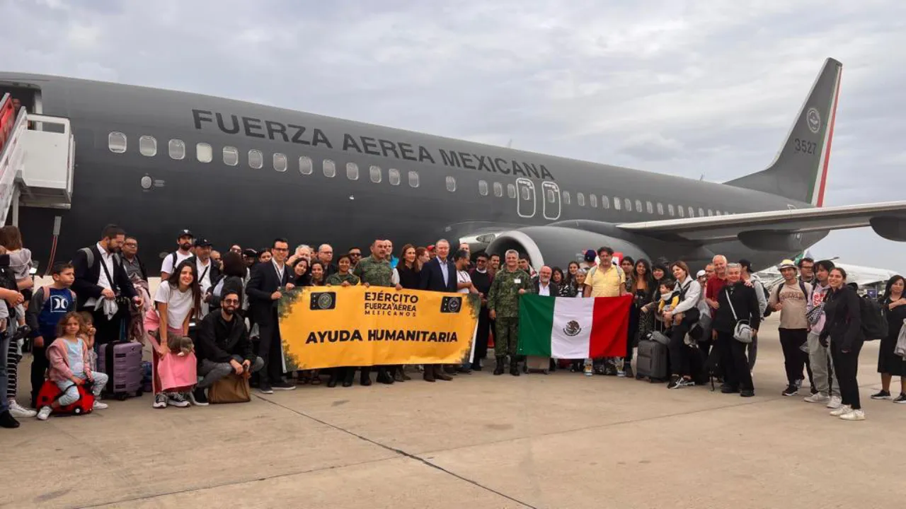 Exitoso puente aéreo rescata a 158 mexicanos atrapados por la guerra en Israel