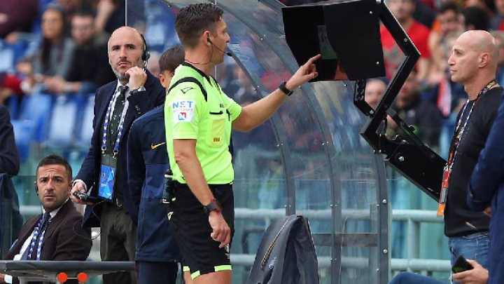 Italia revoluciona la transparencia arbitral: retransmisión de audios del VAR con los árbitros de campo