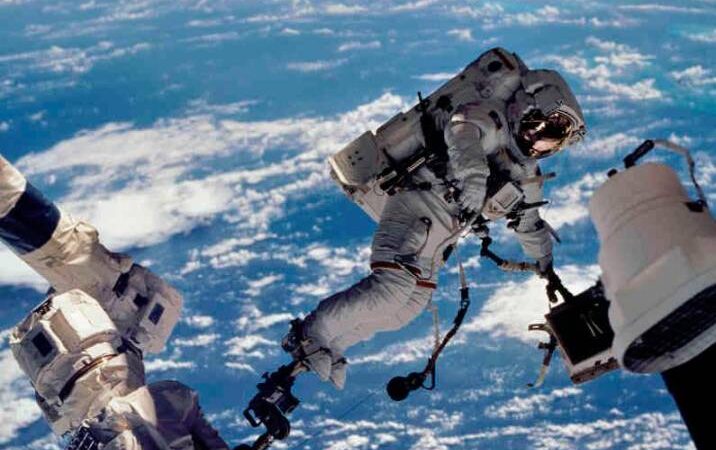 La ESA amplía su flota de astronautas y se abre a la discapacidad
