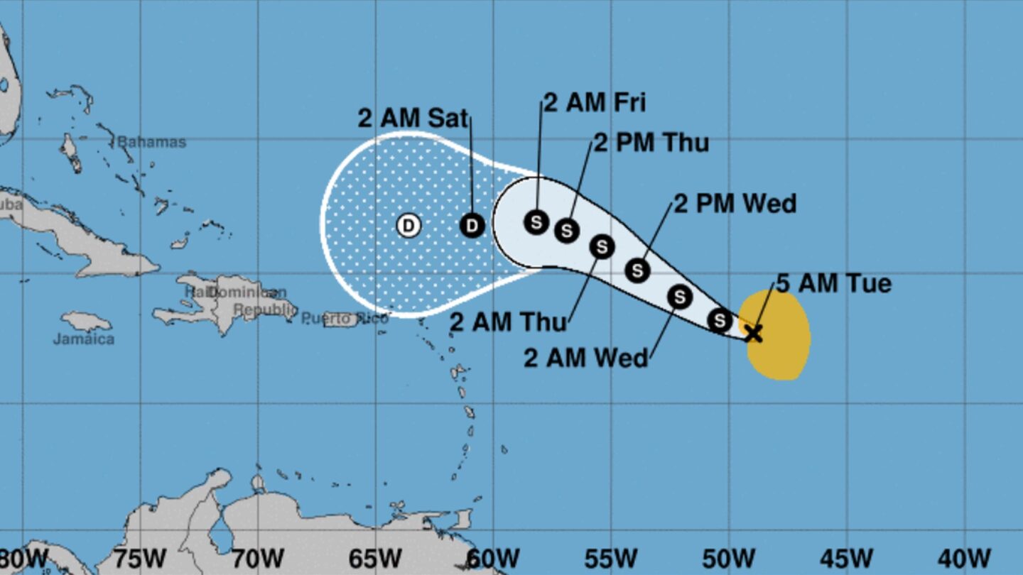 La tormenta tropical Philippe se debilita gradualmente en su avance por el norte del Caribe |