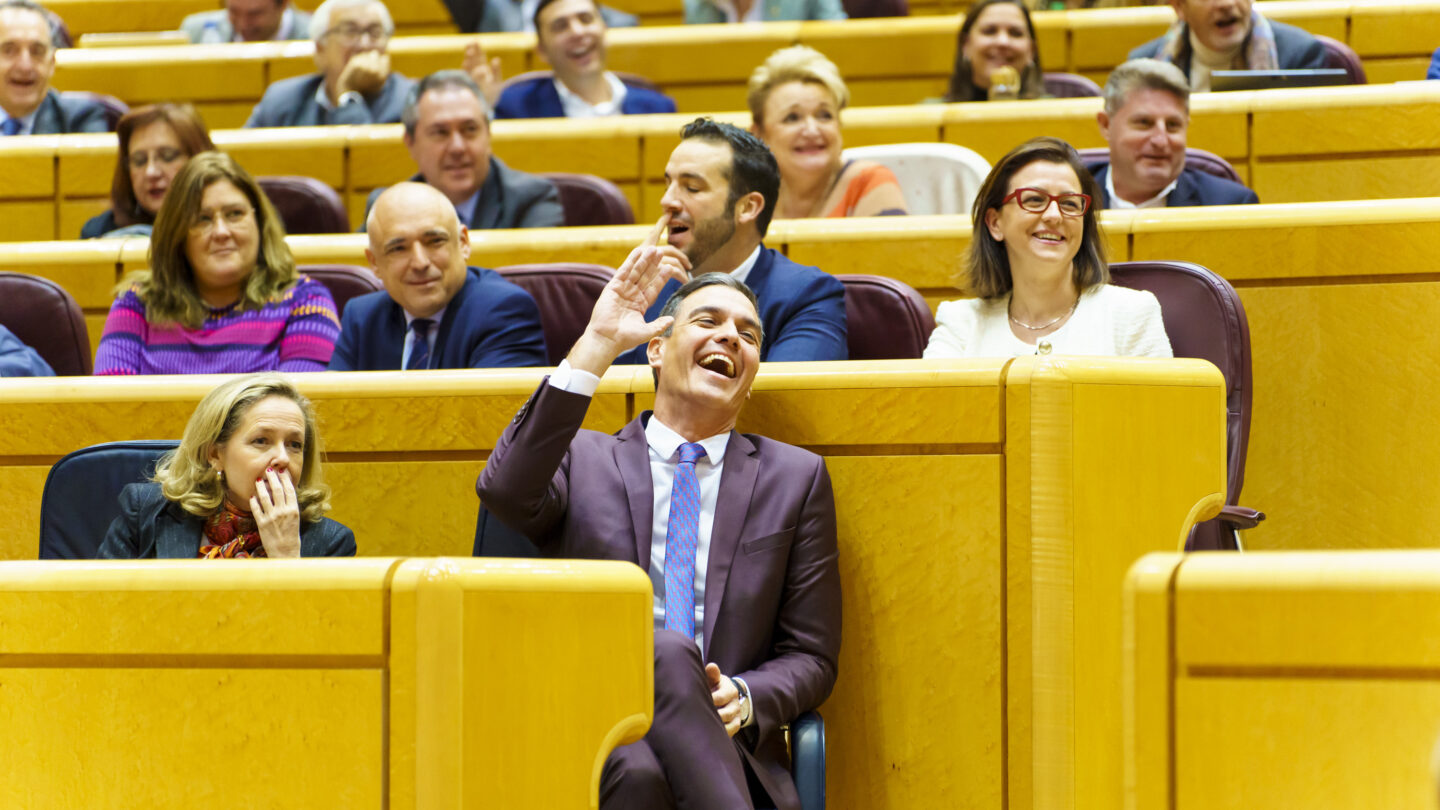 Las mujeres y las risas del presidente |