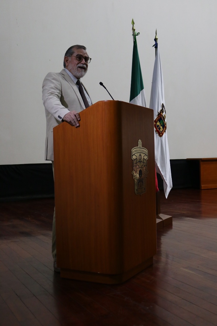 “Listos para regreso a aulas cuando autoridades de salud lo permitan”: Rector Jorge Téllez