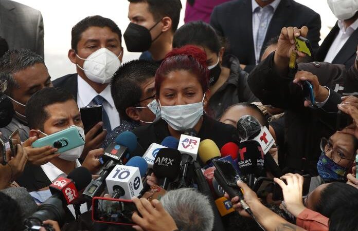 Madre de menor muerto en accidente en metro de México demandará a autoridades