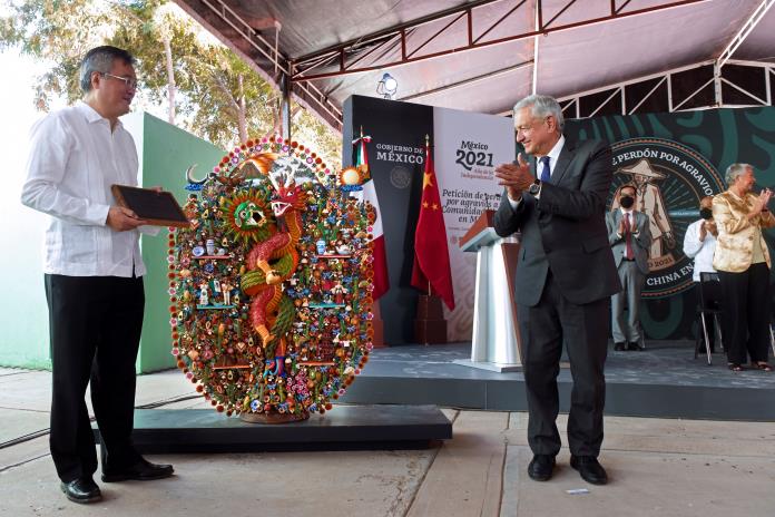 México pide perdón a comunidad china por su “genocidio” durante la Revolución