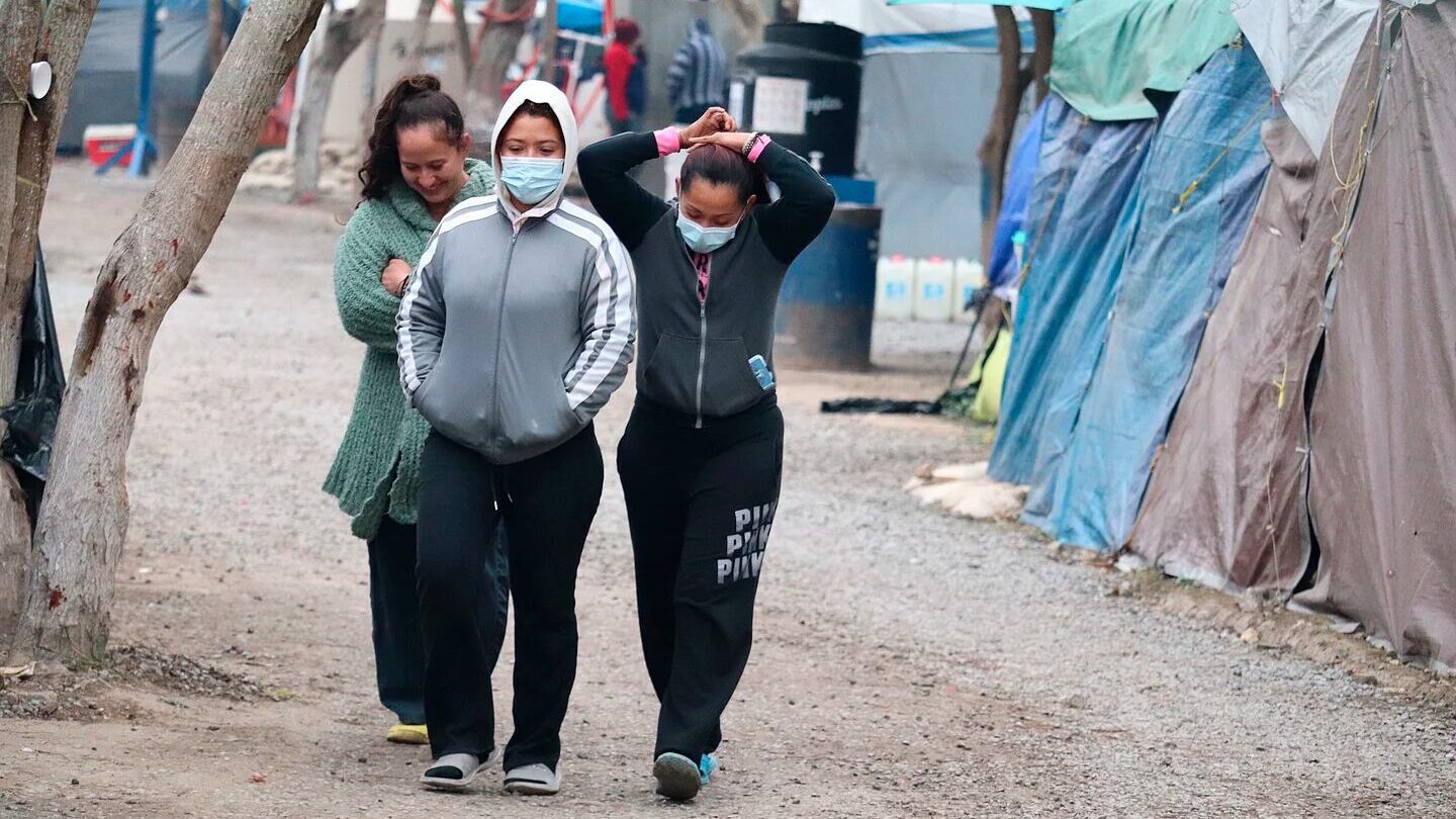 Migrantes varados en la frontera mexicana renuevan la esperanza |
