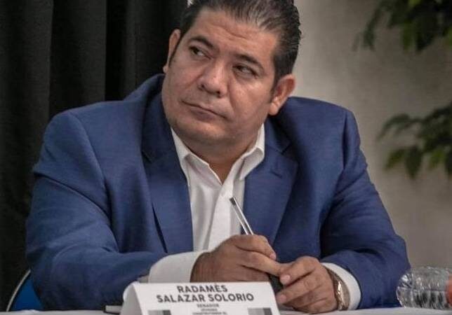 Muere por COVID-19 el senador de Morena, Radamés Salazar Solorio