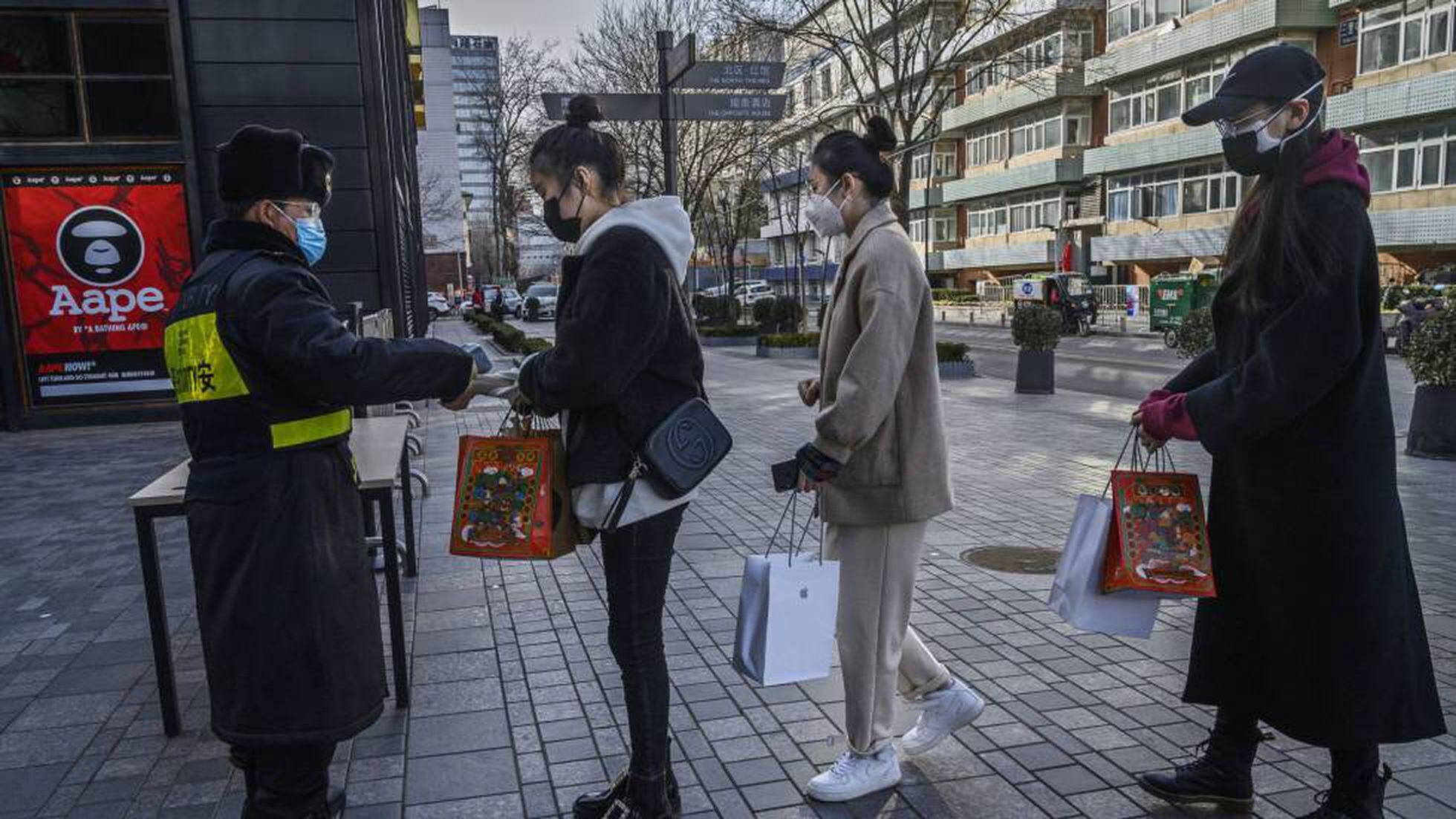 Nuevos casos diarios de COVID-19 en Corea del Sur caen a menos de 600