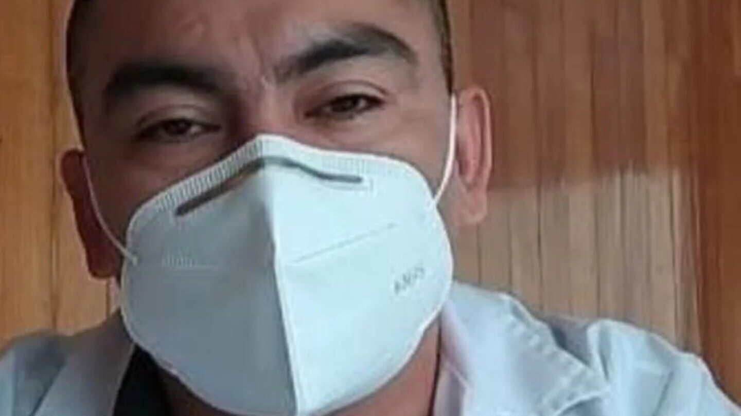 Ordenan reparar daño a médico detenido por caso de covid en Chiapas |