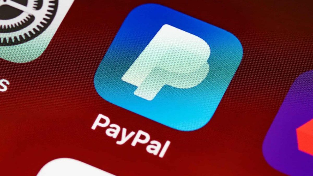 Paypal explora la posibilidad de crear su propia stablecoin, según reporte