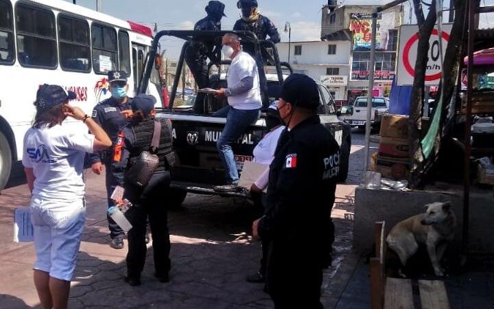 Policías de Temoaya agreden a encuestadores