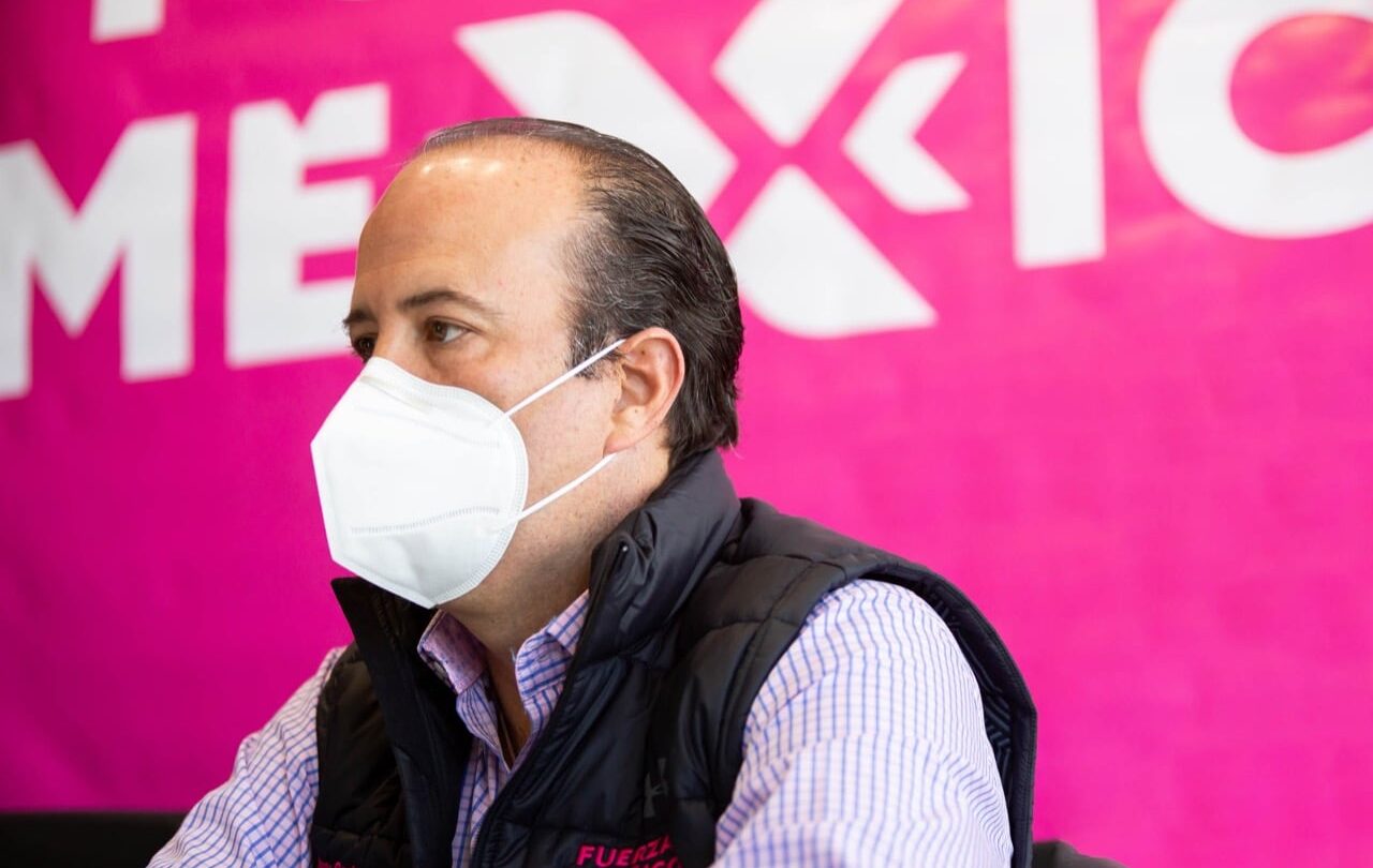 Ratifica Fuerza por México a Juan Carlos Martínez |