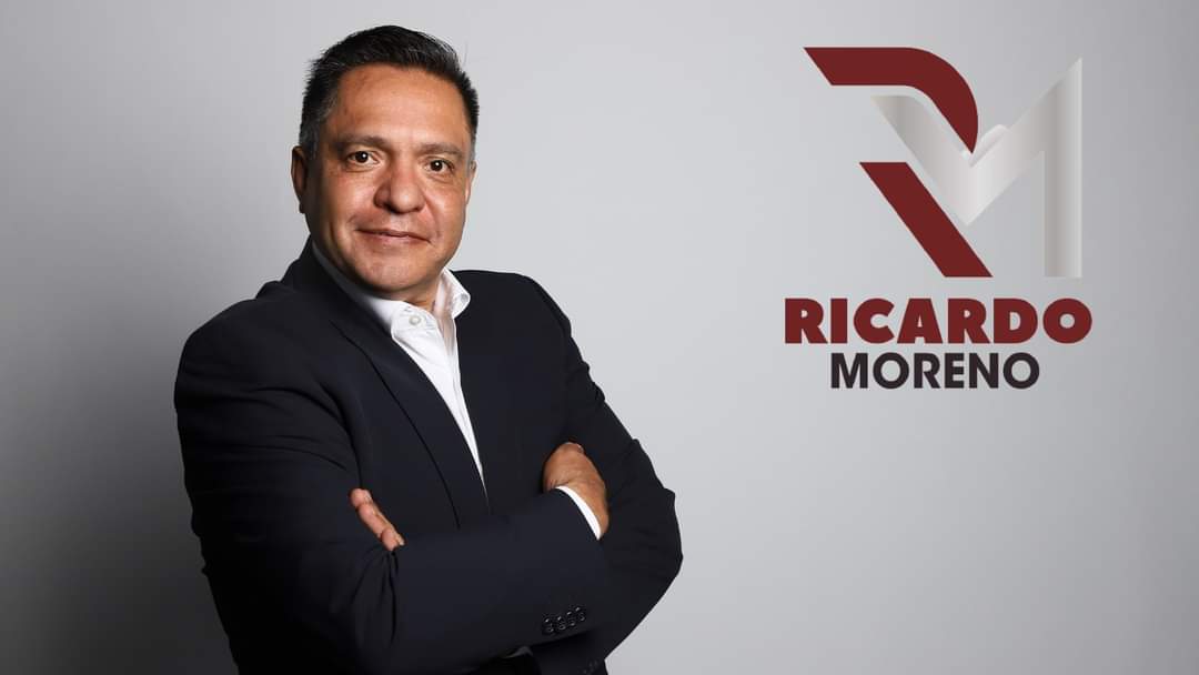 Ricardo Moreno se registró como precandidato a la alcaldía de Toluca