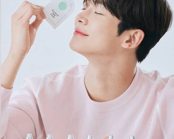 Rowoon de SF9 es el nuevo rostro del perfume de la marca ‘Nearest but Lost’