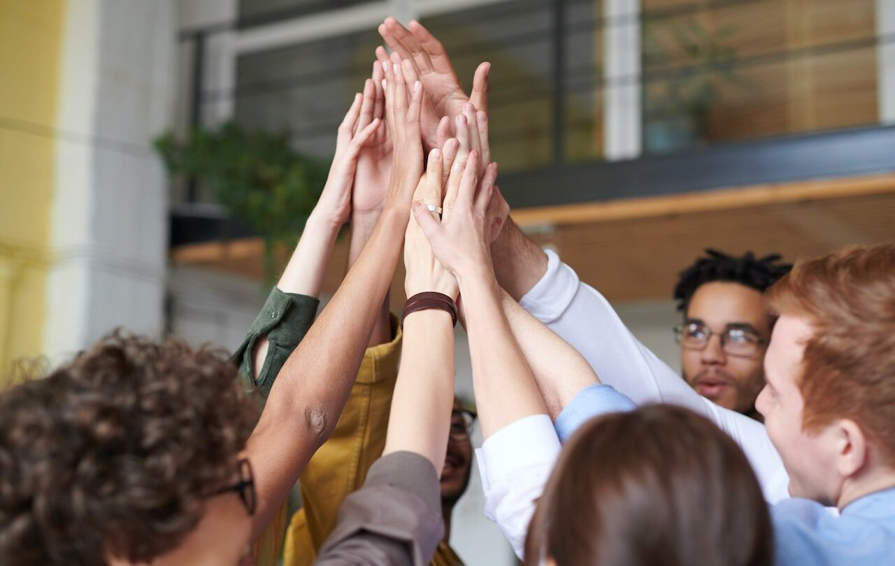 Tengo el compromiso de impulsar a los jóvenes emprendedores Nayar Mayorquín |