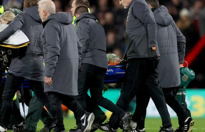 Tom Lockyer, capitán del Luton Town, se recupera tras sufrir un paro cardíaco en el campo