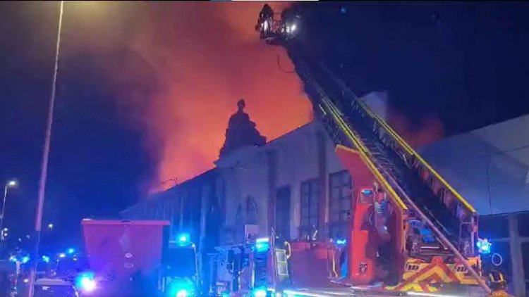 Trágico incendio en discoteca de Murcia deja al menos 13 muertos y genera tres días de duelo