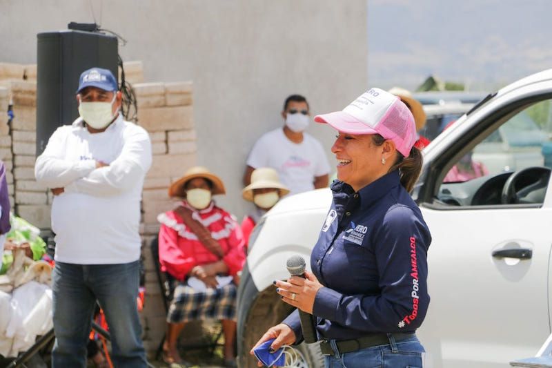 Vero Hernández ofrece gobernar para todas y todos en Amealco