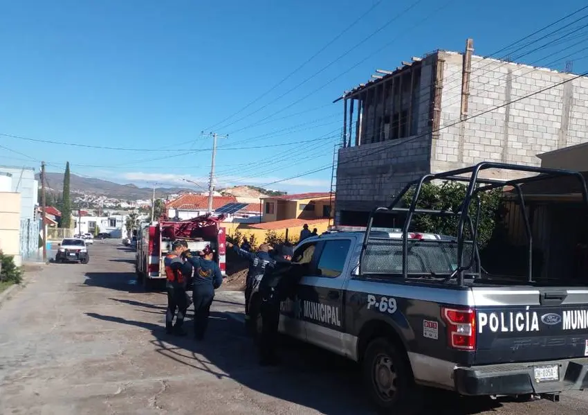 Adolescente de 14 años se lastima tras caer en un registro de cableado subterráneo sin tapa en Zacatecas: ¿qué medidas se deben tomar para prevenir accidentes similares?