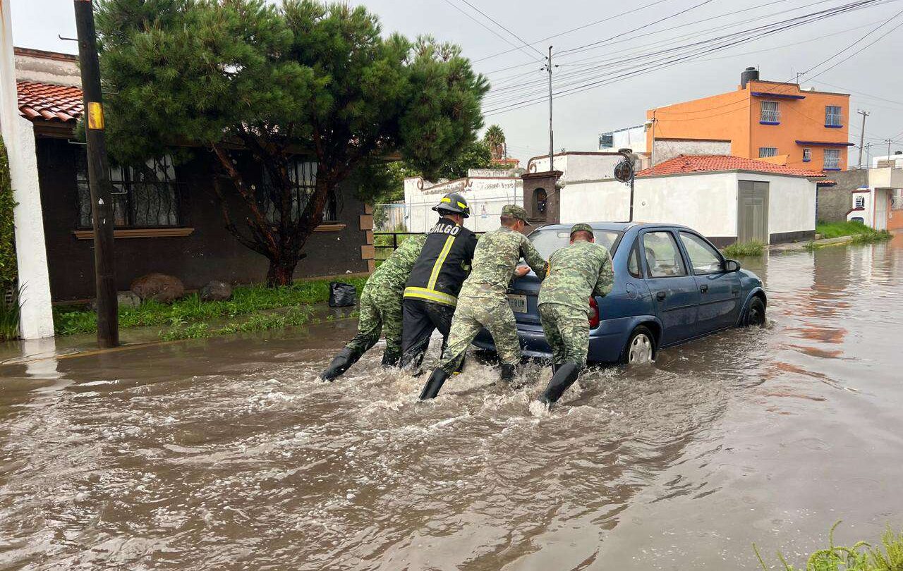 Ejército aplica Plan DN III E en Pachuca Hidalgo tras fuertes lluvias Minuto a Minuto de las afectaciones en la colonia Real de la Plata |